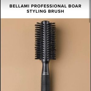 NEW IN BOX!! boar hair round brush